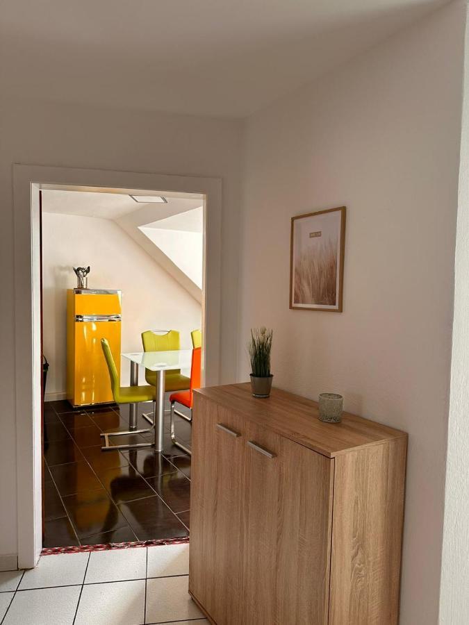 Zimmer Im Zentrum - In Der Naehe Zum Hauptbahnhof Paderborn Buitenkant foto