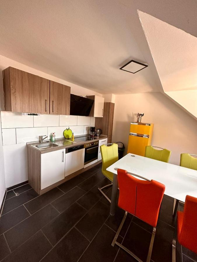 Zimmer Im Zentrum - In Der Naehe Zum Hauptbahnhof Paderborn Buitenkant foto